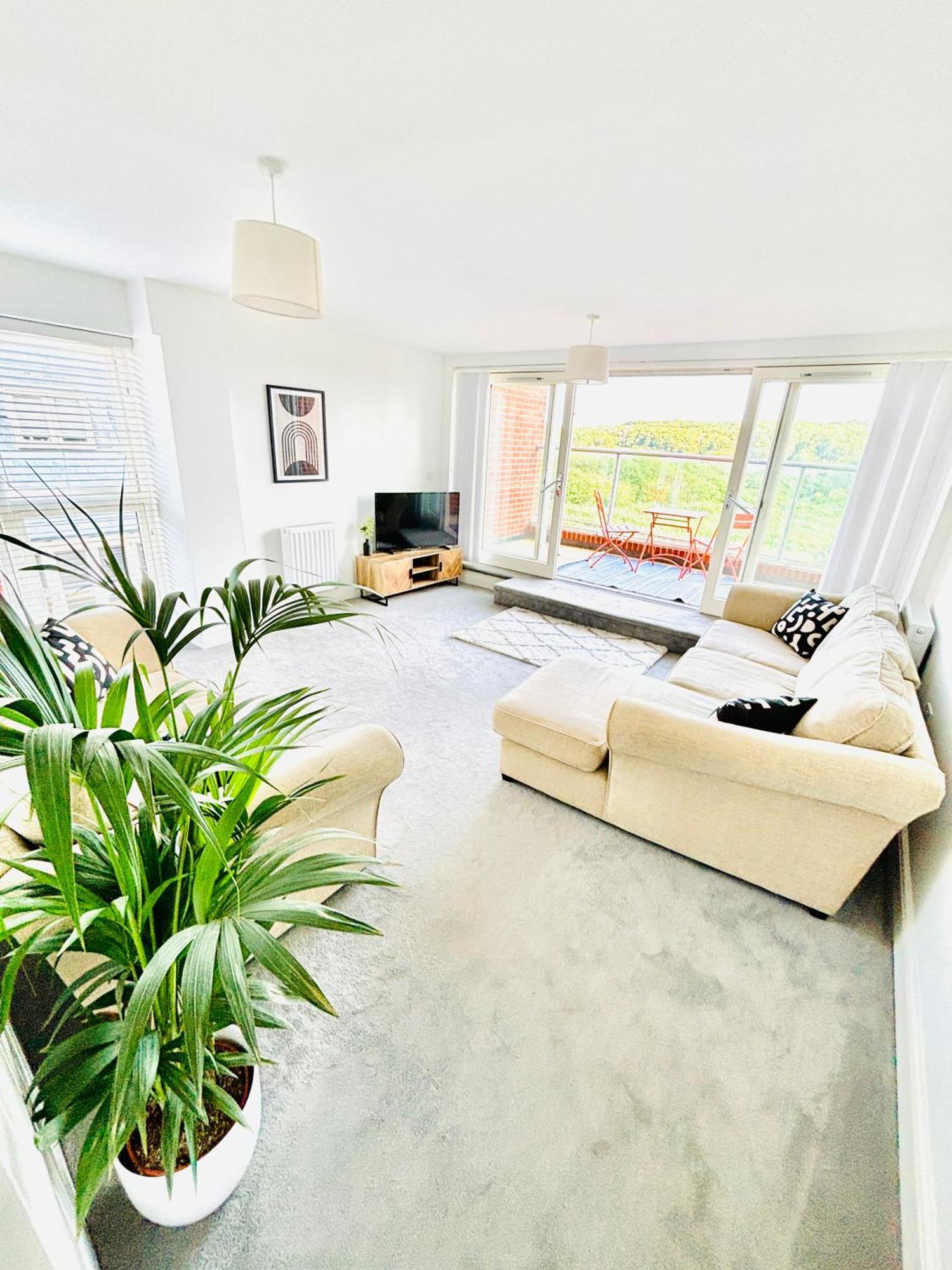 Riverside Haven In Woodbridge Extérieur photo
